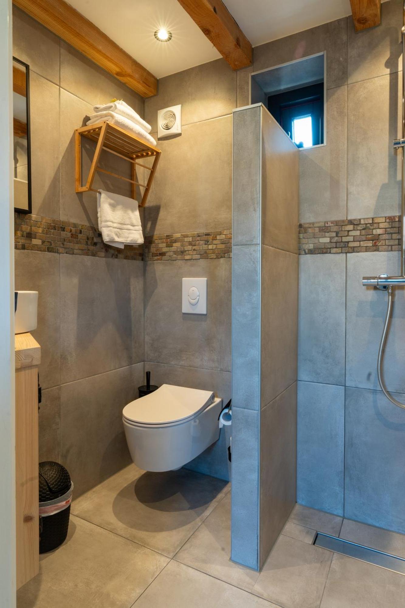 Luxury Chalets מוניקנדאם מראה חיצוני תמונה